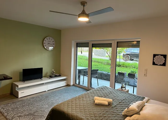 River Апартаменты